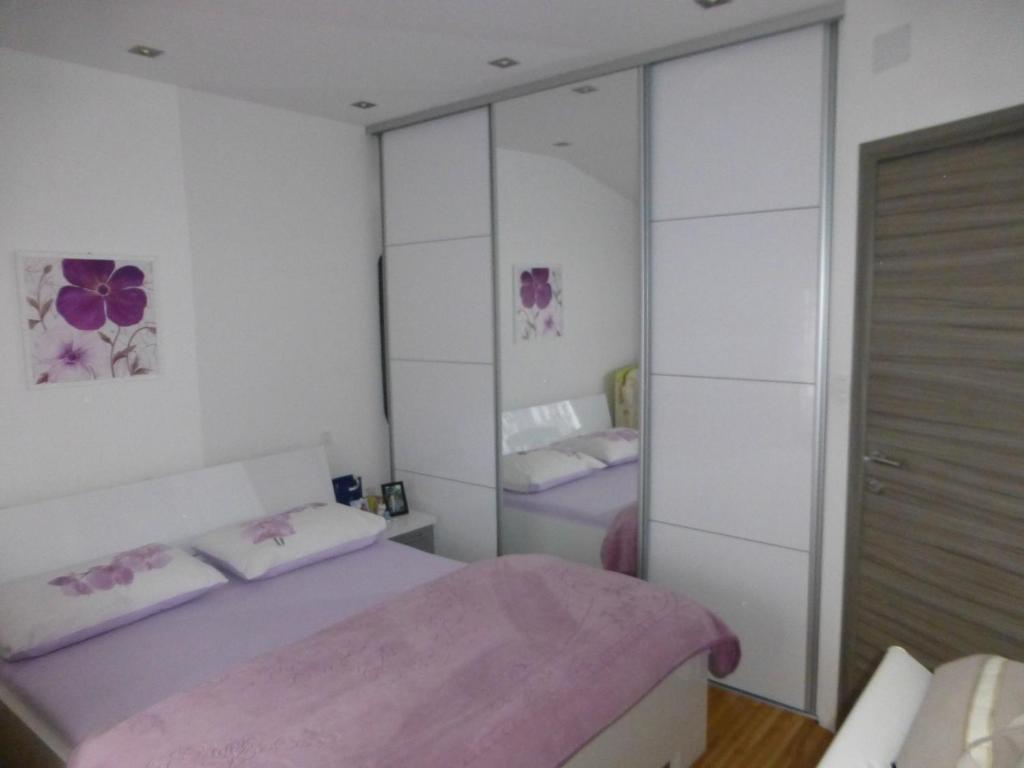 Apartments Baric Split Bilik gambar